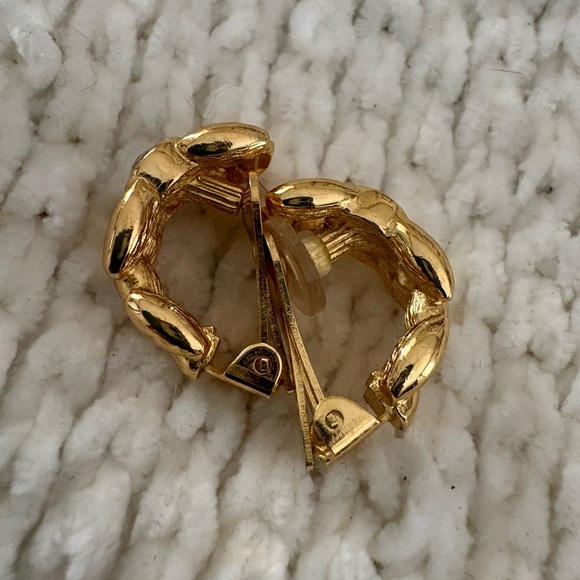 Christian Dior Clip On Gold Tone Half Dome Earrings - Authentic - Picture 3 of 4